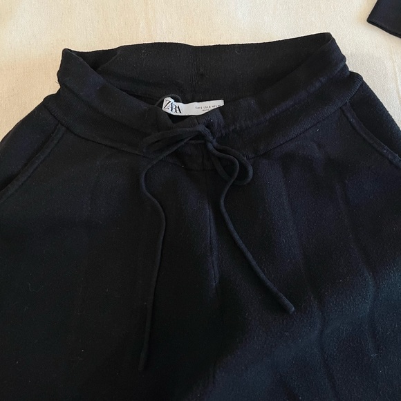 Zara | high waisted tapered sweats - Picture 5 of 5